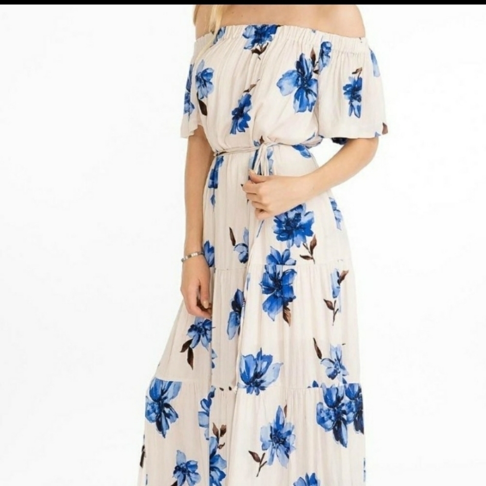 Olivaceous maxi off shoulder dress‎ floral cream
